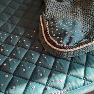 Bedazzled Pad and Bonnet Set