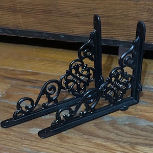 Cast Iron Scrolled Shelf Brackets