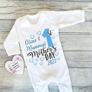 Personalisierte Babys erstes Muttertags-Outfit: 1
