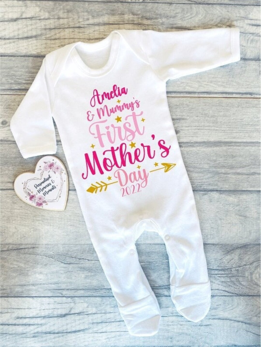 Gepersonaliseerde baby's eerste Moederdag-outfit: 1e eerste