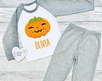 Pijama personalizado de Halloween de calabaza / PJ de Halloween / 1er primer pijama de Halloween / Pijama de Halloween para niña / Regalo de pijama de calabaza