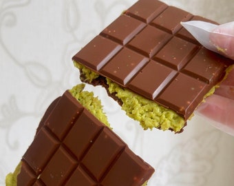 Dubai chocolate Viral Pistachio Kunafa Inspired By The Viral Dubai Chocolate Bar Knafeh