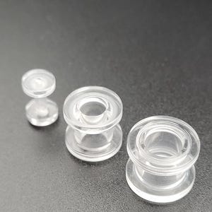 Pair Clear Tunnels Acrylic Transparent Invisible Stretchers Screw Fit Plug Gauges Ear Spacer Piercing Discreet Work Jewelry 12mm 0g 10g 90s