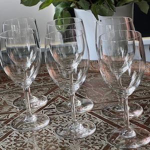 Lot de 6 verres à vin Cristal Baccarat signés très bon état