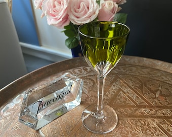 Un verre roemer Cristal Baccarat modèle Genova chartreuse très bon état