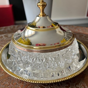 Charmante bonbonnière  en cristal