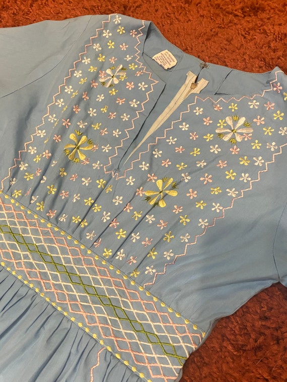 Vintage 70s Powder Blue folk flower embroidered p… - image 3