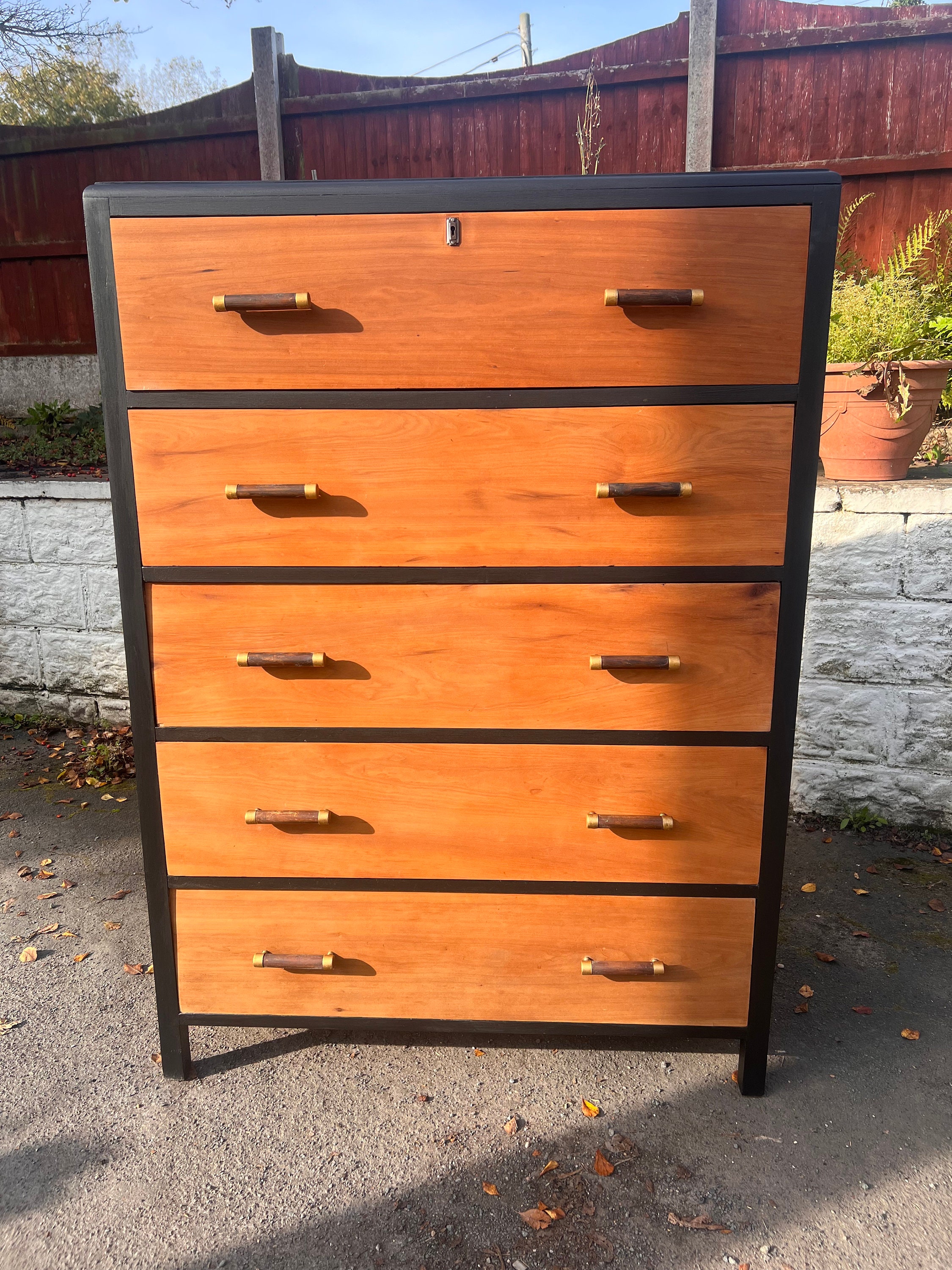 Long dresser wood deals