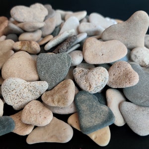 Genuine Heart Shaped Rocks Bulk,3/4'' - 1 1/2'', Lot 8-24 Pieces, Heart Stones