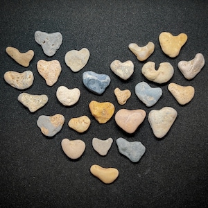 Heart Shaped Rocks Bulk, Lot 15-35 Pieces, 1/2'' - 1'' Genuine Hearts Beach Stones