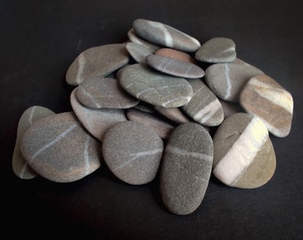 Pierres de souhaits de plage en vrac, lot de 20 à 60 pièces, 3/4 po-1 1/2 po. Pierres de plage plates véritables avec rayures de quartz