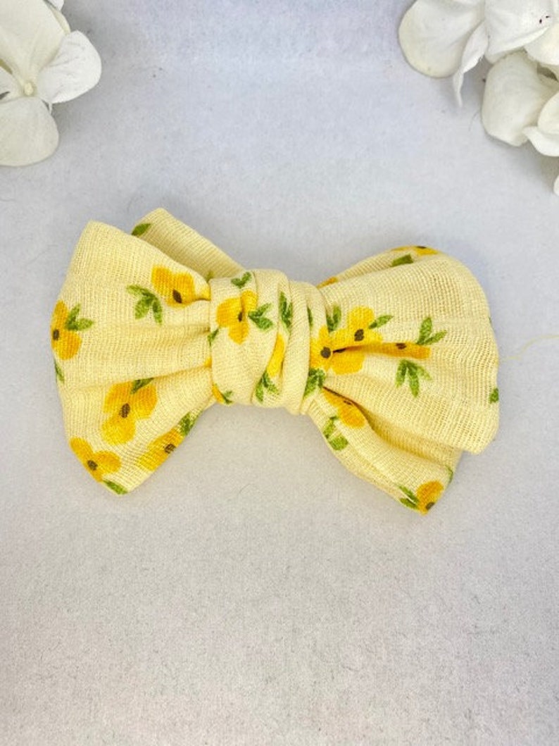 Yellow flower Pinwheel Bow