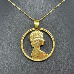18K Gold Plated, Queen Elizabeth Pendant