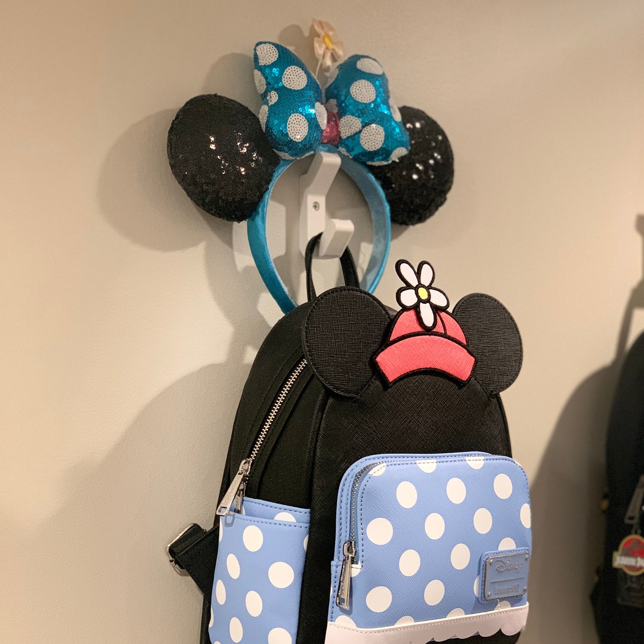 Positively minnie loungefly cheap