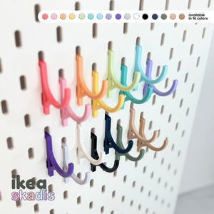 ULTIMO INVENTARIO --- Ganci curvi per pannello forato Ikea Skadis (confezione da 8): stampati in 3D in 16 colori - Accessori per l'organizzazione