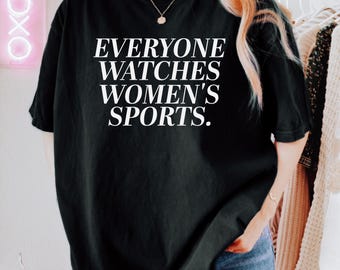 Jeder Uhren Frauen Sport-Shirt | Komfort Farben Graphic Tee | Geschenk für Frauen | Feministisches Sport-Shirt | Geschenk für Sie