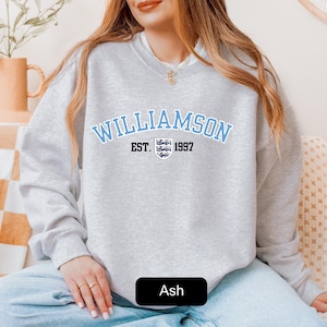Leah Williamson England Lioness Established 1997 Crewneck Sweatshirt - Soccer Fan Gift, Football Lover Apparel, Sports Team Gear, Birthday