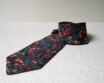 Vintage Liberty Cotton Colourful Necktie with Berries Motif