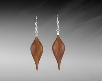 Hanging earrings made of plum wood with folding leverbacks made of 925 silver, handmade wooden earrings, hanging earrings, wooden earrings