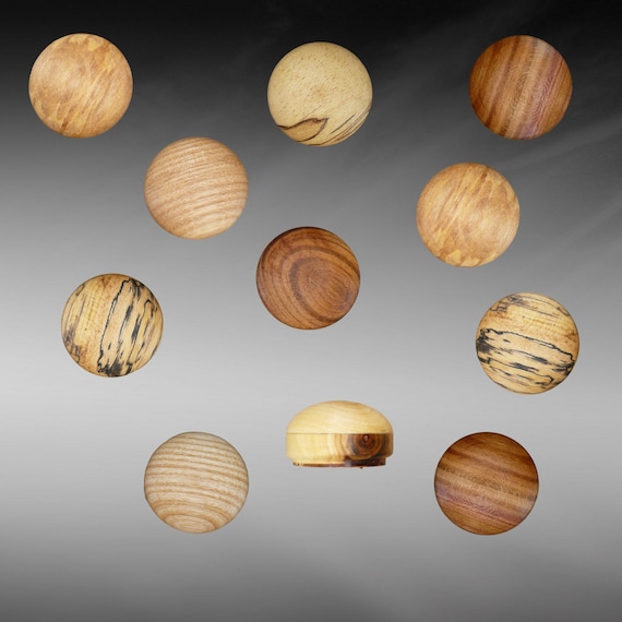 Holzmagnete aus Laubhölzern, Kühlschrankmagnete handgefertigt für die Pinnwand, Magnettafel, alle Magnetischen Flächen, Neodym Magnete.