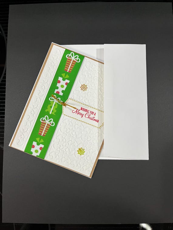 Wishing You a Merry Christmas,green ribbon&gifts