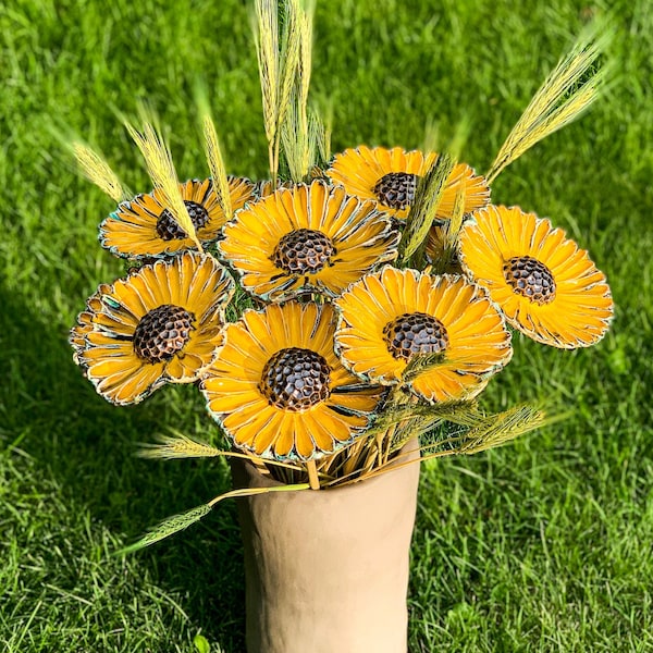 Tournesol en céramique - Décor de fleurs d'été et d'automne pour piquets et bouquet de jardin, grande pièce maîtresse de table, cadeau d'anniversaire de poterie unique