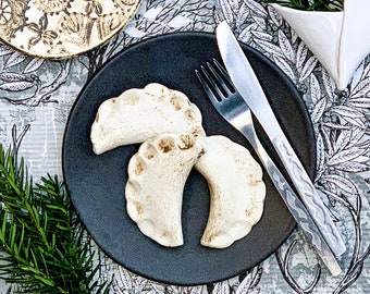Polish Ceramic Pierogi (set of 6 pcs) - Fun Christmas decoration and tree ornament, gift for foodie, original dumplings for seasonal table