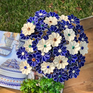 À la Boleslawiec Bouquet - Floral tribute to famous characteristic pottery, mesmerizing cobalt blue & beige ceramic bouquet, polish folk art