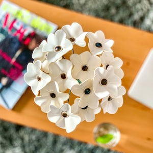À la Paper Ceramic Bouquet (9 flowers, single color) -  light&delicate ceramic flowers arrangement, perfect for feminine bouquets