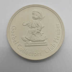 Vintage Hummel - Goebel Collectors Club Member Plate