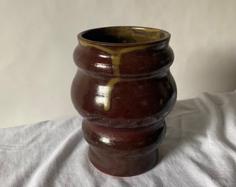 Gold Drip Vessel