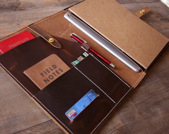 Personalized Buffalo Leather Surface Pro/Laptop Sleeve: Vintage Portfolio