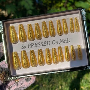Lux Life, hand painted nails, custom press on nails, hand made Press on Nails, Faux Acrylic Nails, Gel Nails, gold bling press ons, reusable