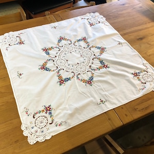 Vintage Handmade Cross Stitches  Embroidered Corchet details Hand-Made Floral tablecloth Tea party