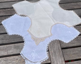 Vintage Floral Hand Embroidered Bread Roll And Bun Basket Liner Cover Crochet Edge Beige/ White Linen