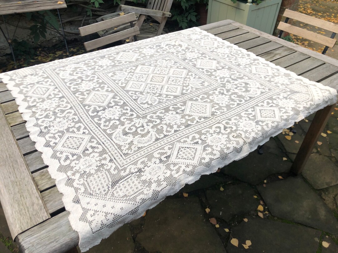 Stunning VINTAGE LACE Net Work Cotton Lace Tablecloth Table Etsy