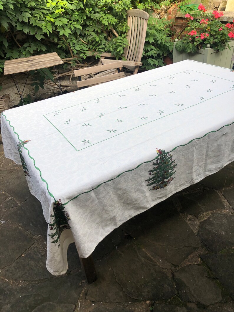 Spode Christmas Tree Print Tablecloth Oblong Christmas Gift Etsy UK