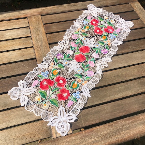 Vintage Hungarian Richelieu Lace Hand-embroidered Kalocsa Doilies