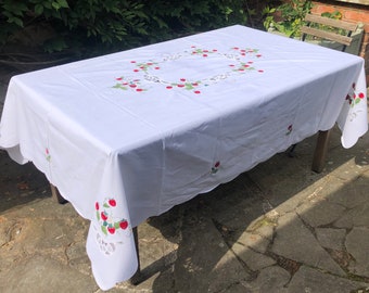 Beautiful Vintage Hand Embroidered Tablecloth Strawberry Design Rectangle Lace Detail Great For Summer Tea Party
