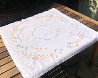 Belle nappe en lin brodée vintage à motif floral faite main en polycoton pour le thé