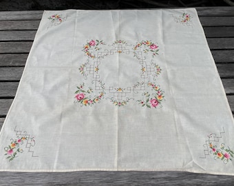 Vintage Embroidered Hand Made Cross Stitch Tablecloth Flower Tea Party Linen Beige
