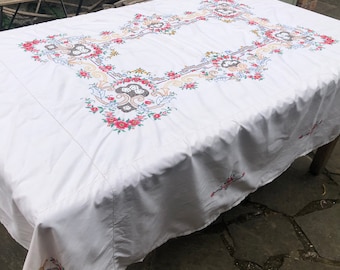 Vintage Handmade Embroidered Cross Stitch Crocheted Tablecloth Flower tablecloth oblong Beige With 8 Napkins CS44