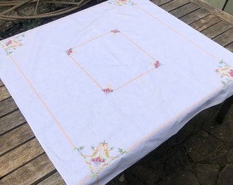 Vintage Embroidered Cross Stitch Hand Made Tablecloth Flower Tea Party Linen Beige