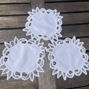 Set of 3 Vintage Lace Edge Small Table Mats Dressing Table Mat White - Etsy Set of 3 Vintage Lace Edge Small Table Mats Dressing Table Mat White - Etsy