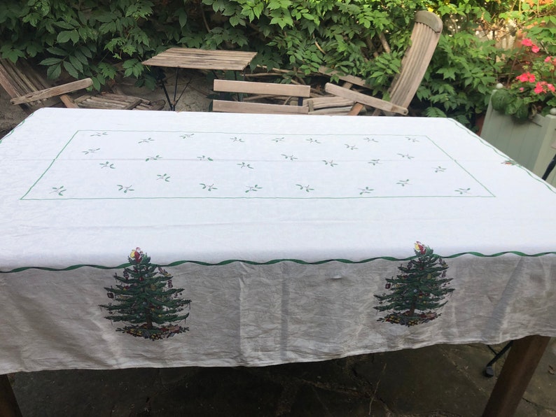 Spode Christmas Tree Print Tablecloth Oblong Christmas Gift Etsy UK