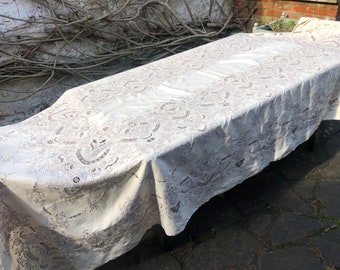 Exquisite Vintage Madeira Style Hand Embroidered Line Tablecloth Beige Wedding Banquet Tea Party