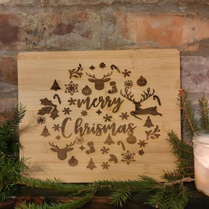 Merry Christmas Engraved Bamboo Chopping Board | Holiday Serving Board | Christmas Kitchen Gift | Eco-Friendly Festive Cutting Board