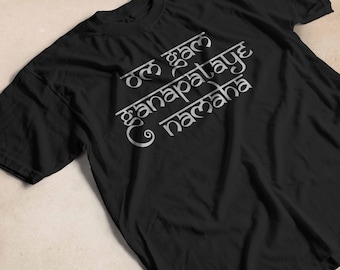 Om Gam Ganapataye Namaha T-Shirt: Sanskrit Mantra, Lord Ganesha