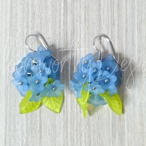 Blue Hydrangea Earrings Floral Cluster Earrings Clip on Earrings Lucite Flower Bunch Earrings Frosted Leaf Dangle Surgical Steel Jewelry