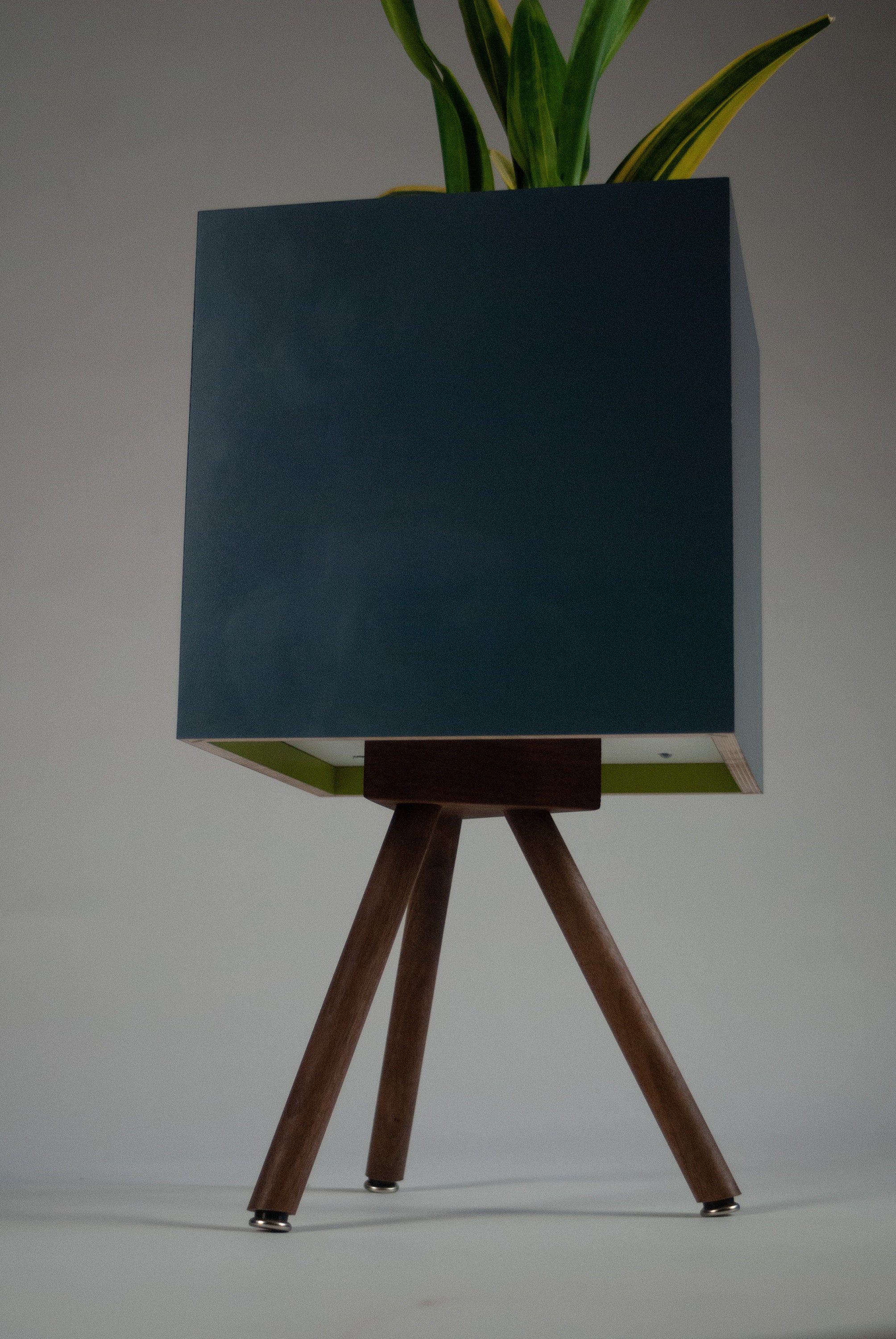 2 12 Caja de jardinera interior moderna de mediados de | Etsy